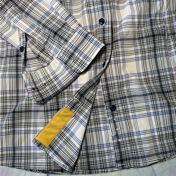 Duluth Trading Co Armachillo Women’s Long Sleeve Button Down Blue Plaid Size S - Picture 3 of 6